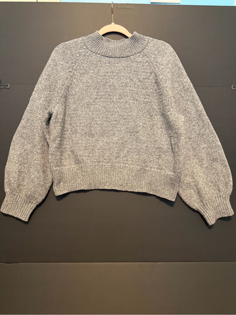 Banana Republic Women's Grey Crewneck Knit Sweater
